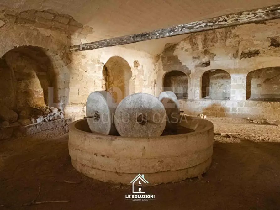 Immagine 8 di Rustico / casale in vendita  a Mottola