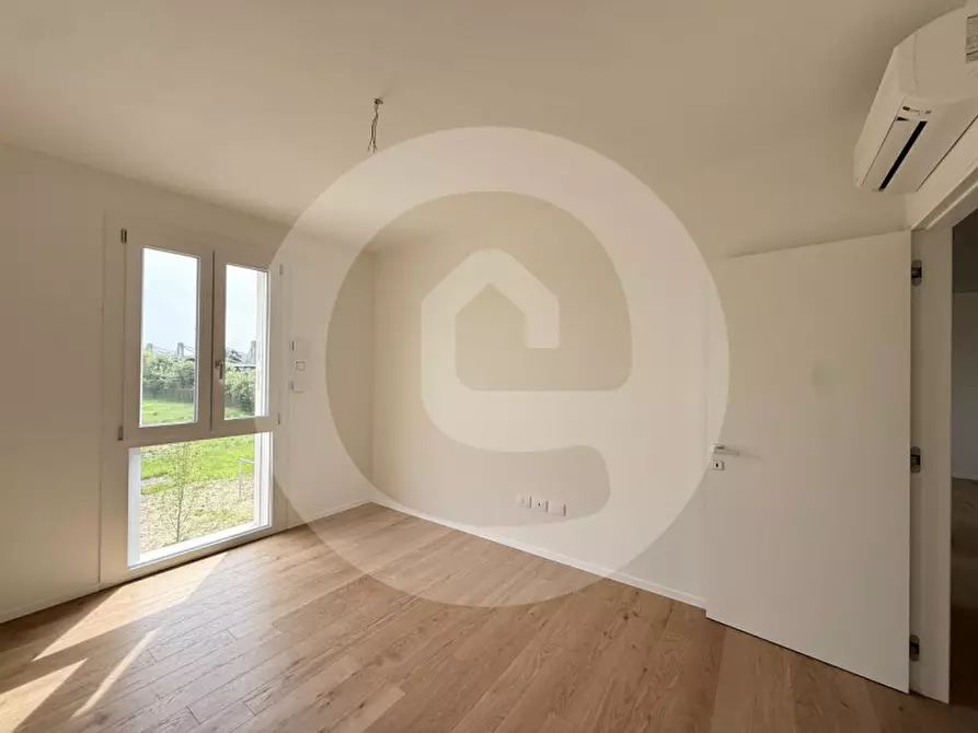 Immagine 10 di Appartamento in vendita  a Camposampiero