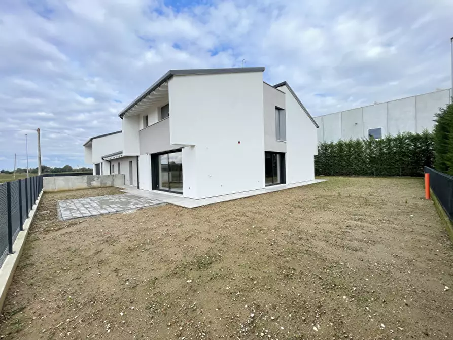 Immagine 10 di Casa bifamiliare in vendita  a Cittadella