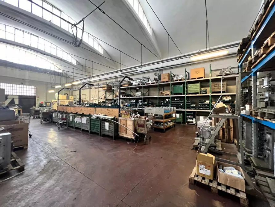 Immagine 13 di Capannone industriale in affitto  in via pierobon a Limena