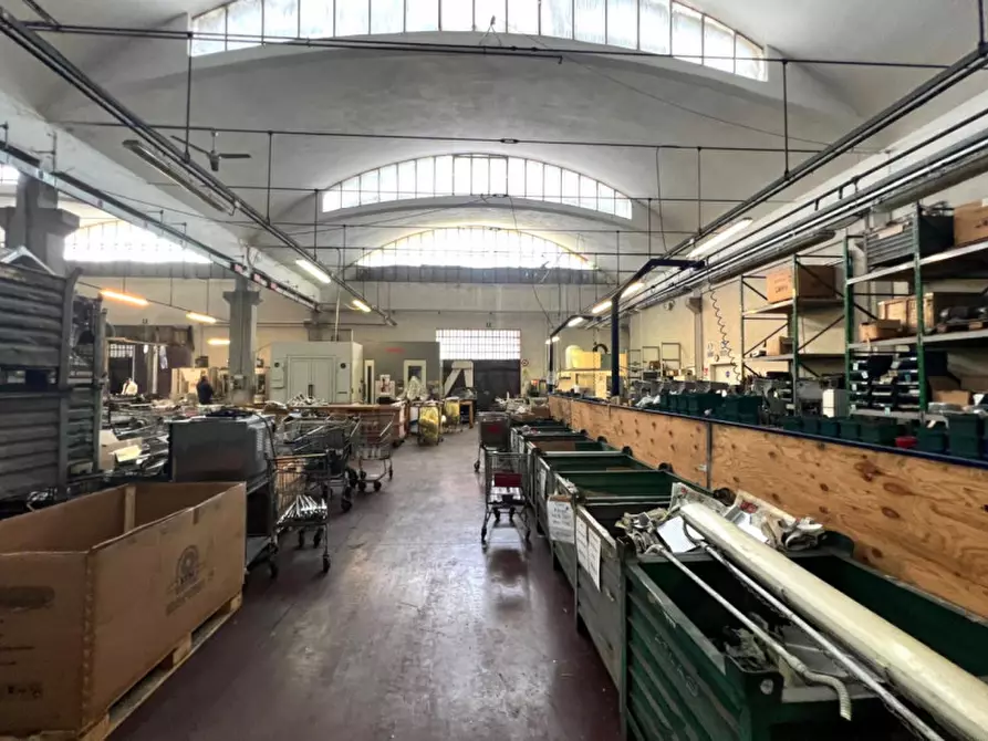 Immagine 14 di Capannone industriale in affitto  in via pierobon a Limena