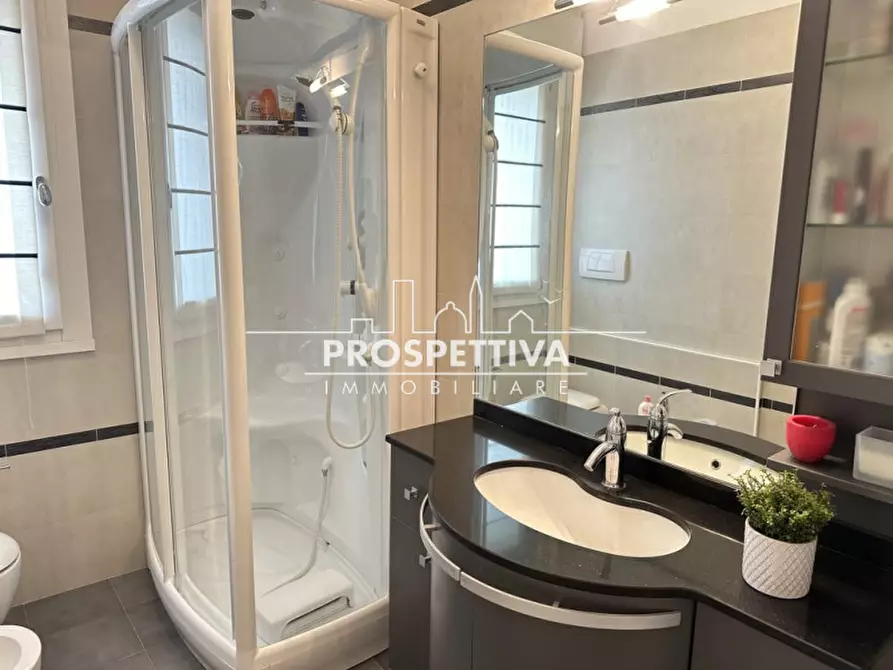 Immagine 24 di Appartamento in vendita  in piazza G. Carducci a Jesolo