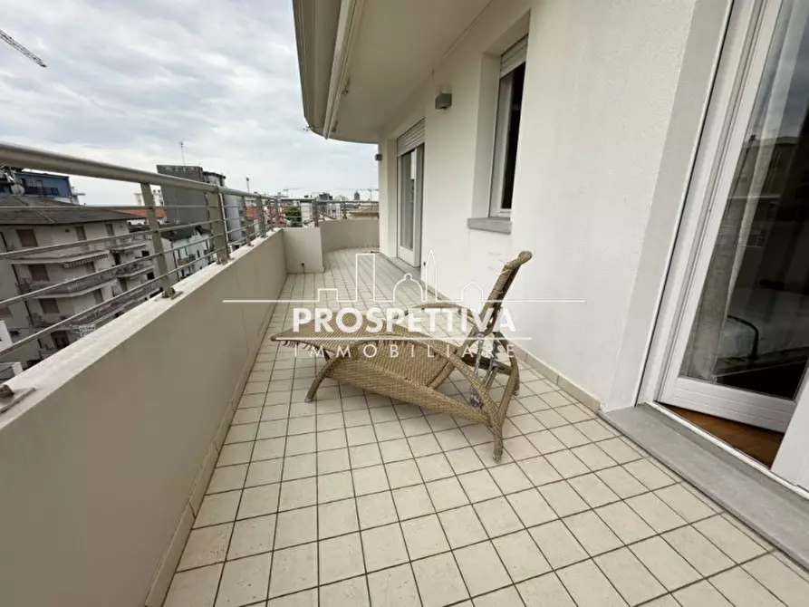 Immagine 26 di Appartamento in vendita  in piazza G. Carducci a Jesolo