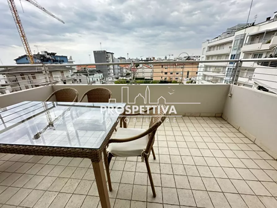 Immagine 29 di Appartamento in vendita  in piazza G. Carducci a Jesolo