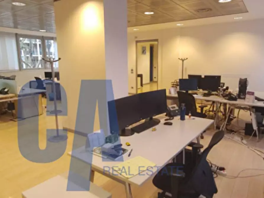 Immagine 14 di Attività commerciale in affitto  in VIALE LANCETTI VINCENZO a Milano