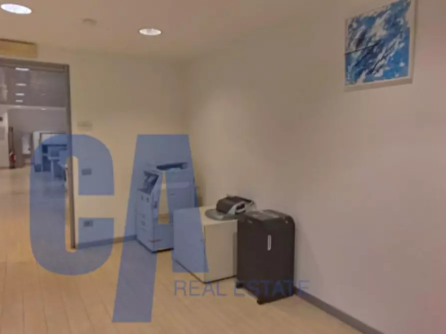 Immagine 17 di Attività commerciale in affitto  in VIALE LANCETTI VINCENZO a Milano