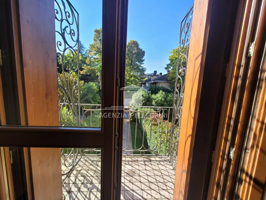 Immagine 7 di Appartamento in vendita  in VIA QUADRI a Vicenza