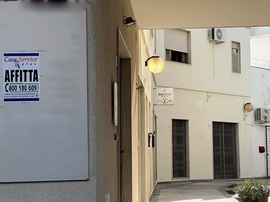 Immagine 1 di Ufficio in affitto  in Via M.SS.Addolorota a Matino