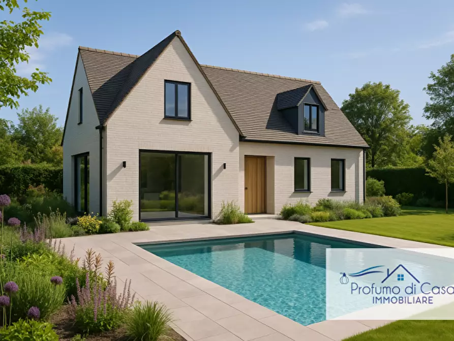 Immagine 1 di Villa in vendita  in Via Cavin Maggiore a Pianiga