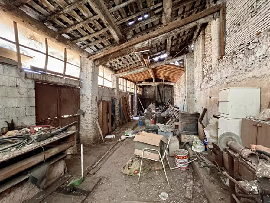 Immagine 8 di Rustico / casale in vendita  in Via B. Corbarelli a Calcinato