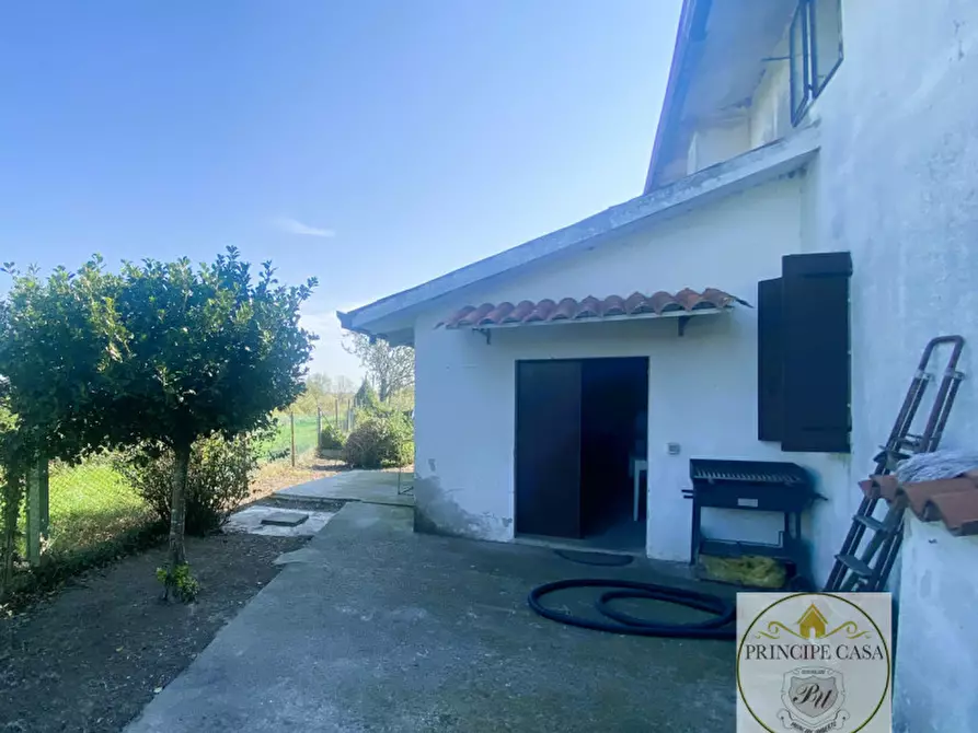 Immagine 15 di Casa bifamiliare in vendita  in Via Roma a Agna