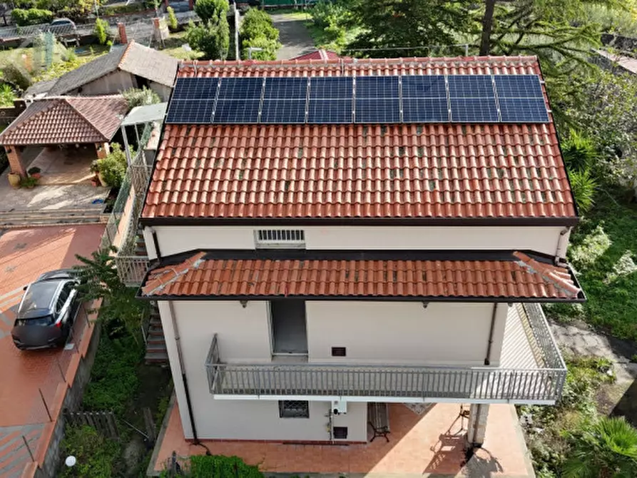 Immagine 2 di Casa indipendente in vendita  in via Enrico Fermi n.04 a Mascalucia