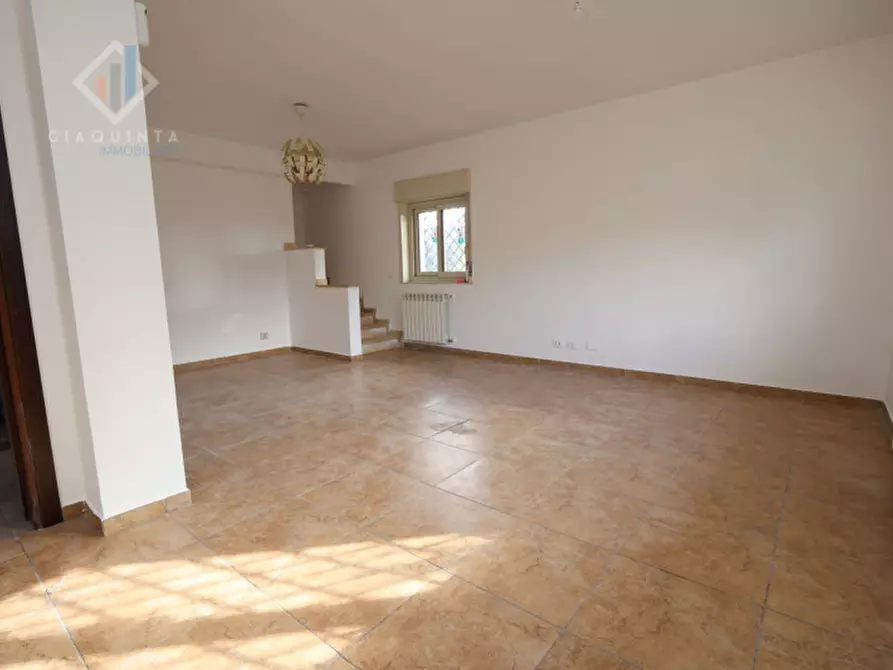 Immagine 4 di Casa indipendente in vendita  in via Enrico Fermi n.04 a Mascalucia