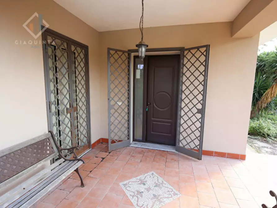 Immagine 6 di Casa indipendente in vendita  in via Enrico Fermi n.04 a Mascalucia