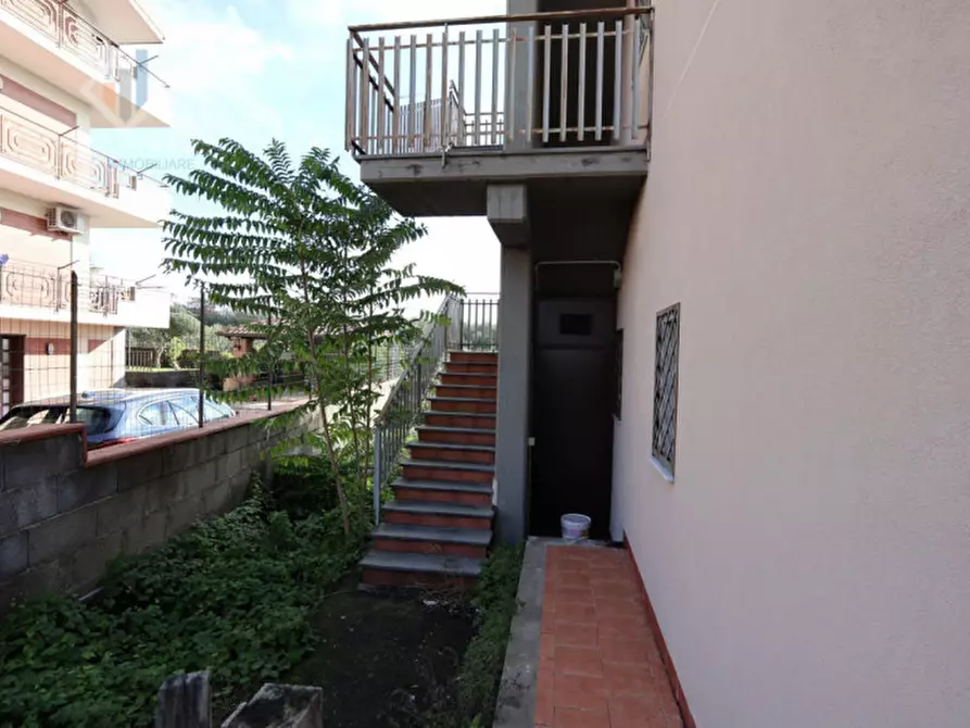 Immagine 13 di Casa indipendente in vendita  in via Enrico Fermi n.04 a Mascalucia