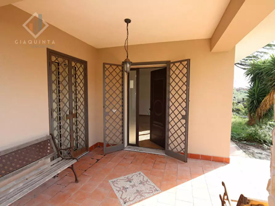 Immagine 22 di Casa indipendente in vendita  in via Enrico Fermi n.04 a Mascalucia