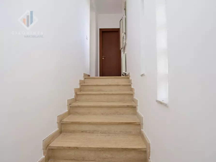 Immagine 32 di Casa indipendente in vendita  in via Enrico Fermi n.04 a Mascalucia