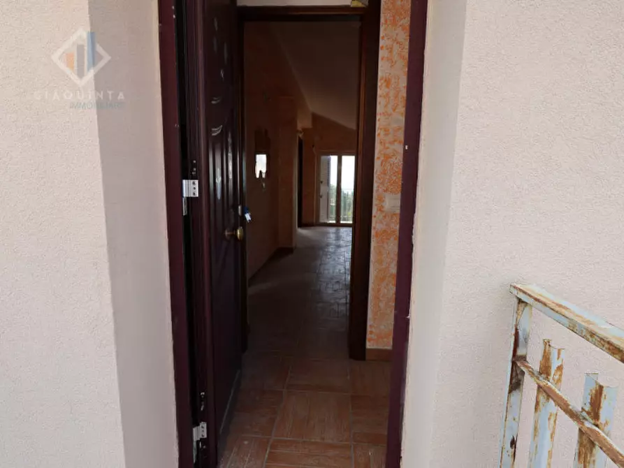 Immagine 41 di Casa indipendente in vendita  in via Enrico Fermi n.04 a Mascalucia