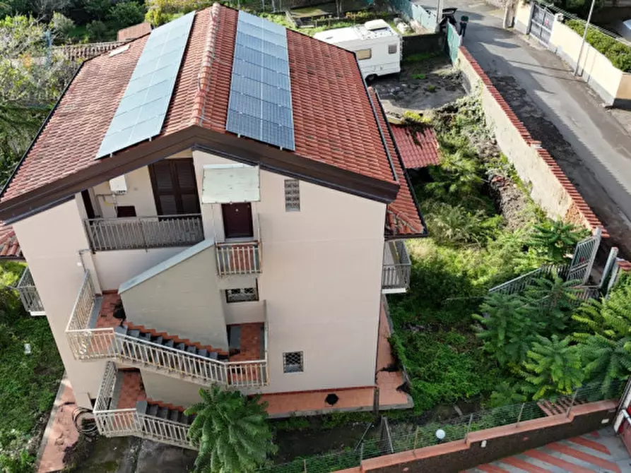 Immagine 54 di Casa indipendente in vendita  in via Enrico Fermi n.04 a Mascalucia