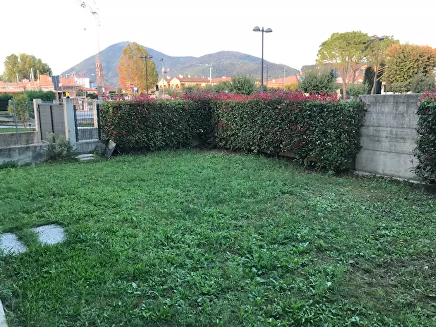 Immagine 11 di Appartamento in vendita  in Via Campo Fiera n. 5 a Vo