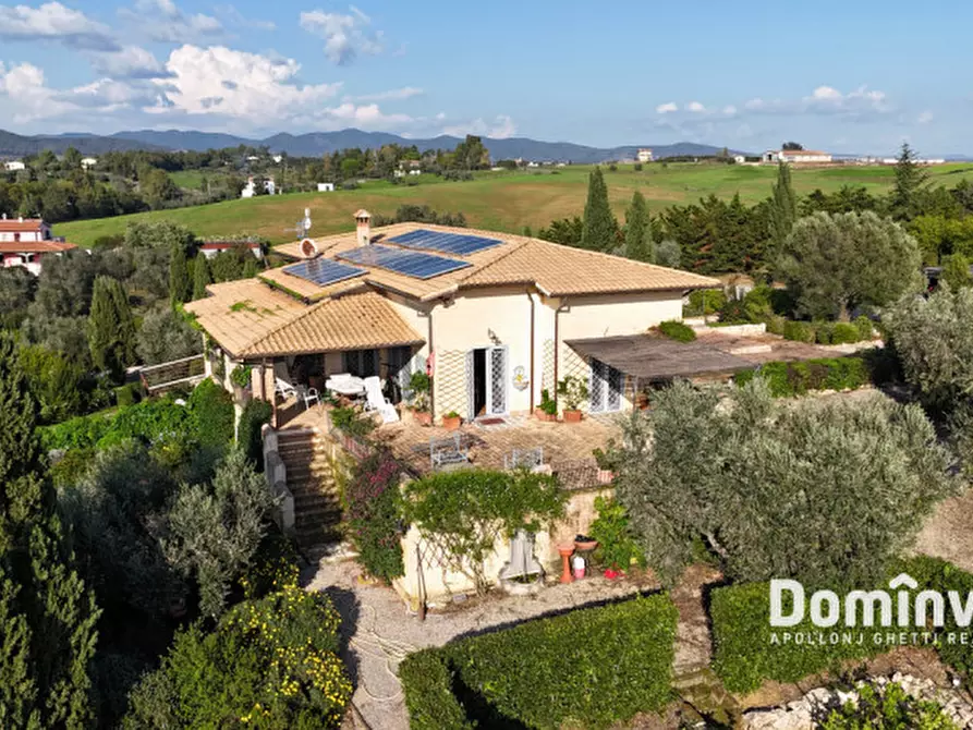 Immagine 10 di Villa in vendita  in Strada dell'Abbadia a Capalbio