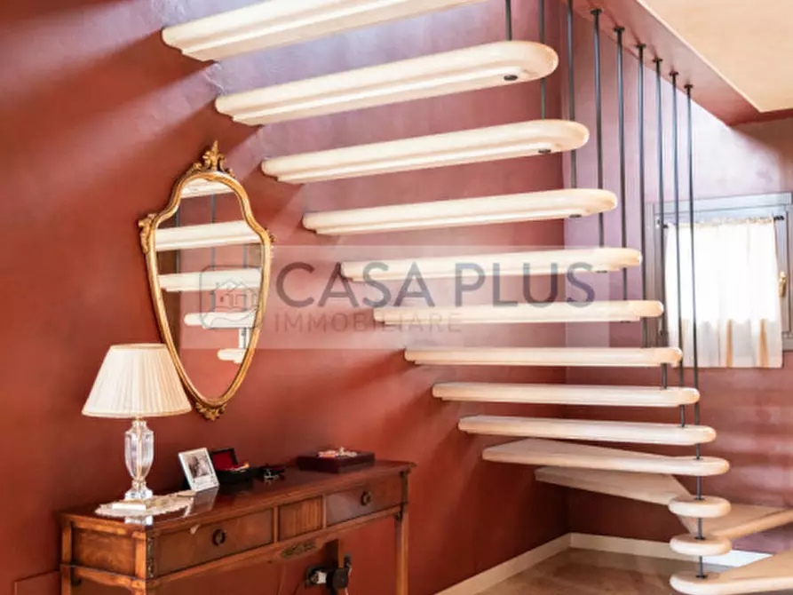 Immagine 10 di Rustico / casale in vendita  a Asolo