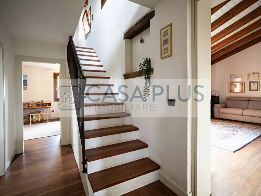 Immagine 28 di Rustico / casale in vendita  a Asolo