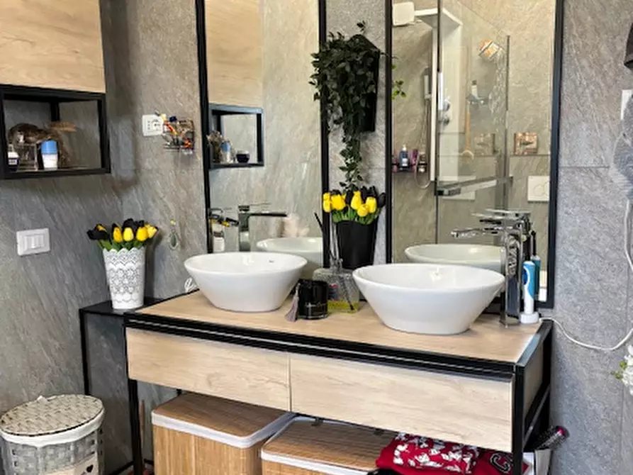 Immagine 37 di Casa indipendente in vendita  in via roma a Fosso'