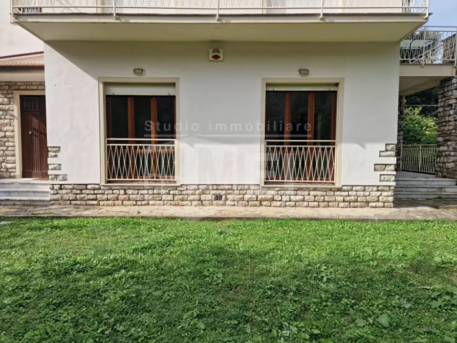 Immagine 10 di Appartamento in vendita  in Via dei salici a Pisa