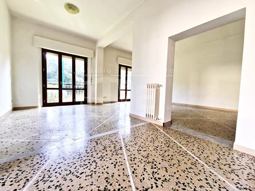 Immagine 11 di Appartamento in vendita  in Via dei salici a Pisa