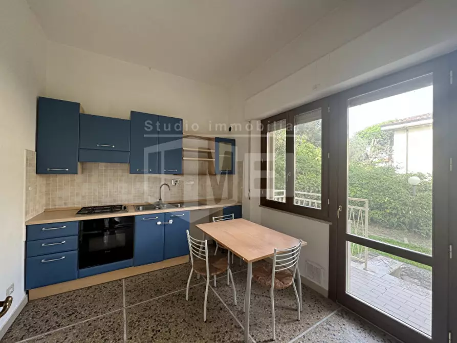 Immagine 16 di Appartamento in vendita  in Via dei salici a Pisa