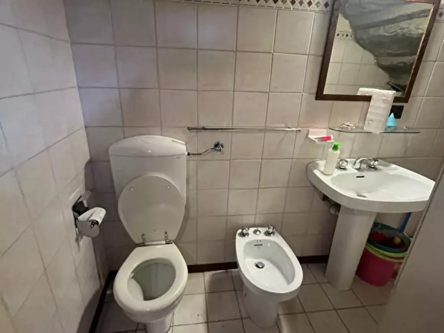 Immagine 8 di Magazzino in vendita  in centro storico a Terranuova Bracciolini