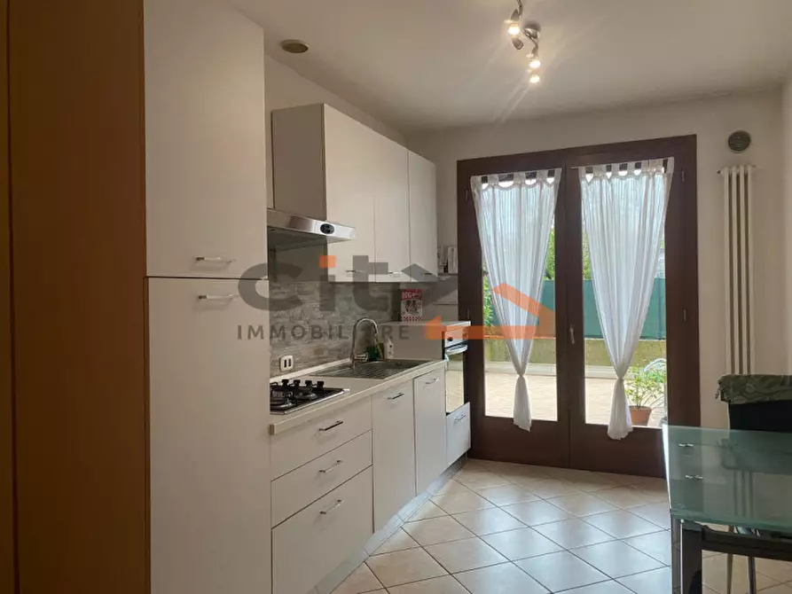 Immagine 2 di Appartamento in affitto  in Fellette di Romano d'Ezzelino a Romano D'ezzelino