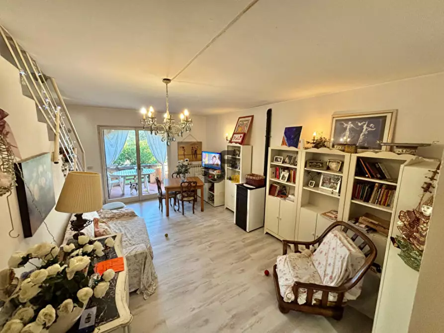 Immagine 13 di Villetta a schiera in vendita  in Via Ribelli 18 a Polpenazze Del Garda