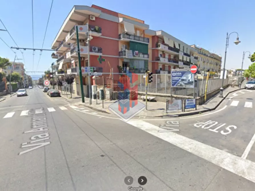 Immagine 1 di Appartamento in vendita  in PORTICI VIA DIAZ (fermata circumvesuviana Bellavista) a Portici