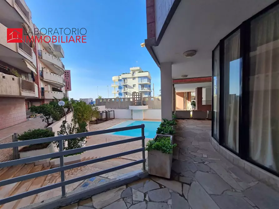 Immagine 30 di Appartamento in vendita  in Lungomare G.Galilei a Gallipoli