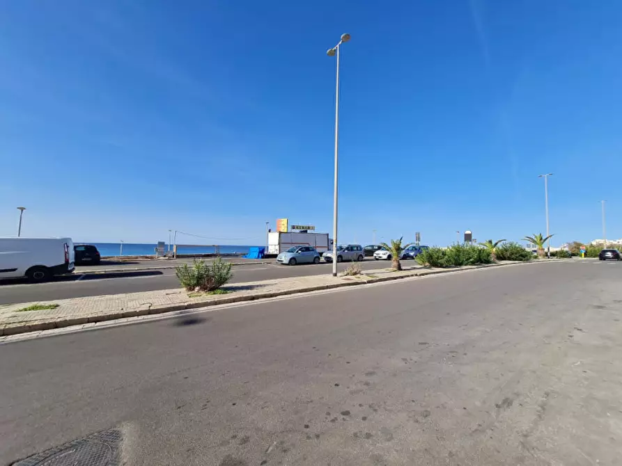 Immagine 41 di Appartamento in vendita  in Lungomare G.Galilei a Gallipoli