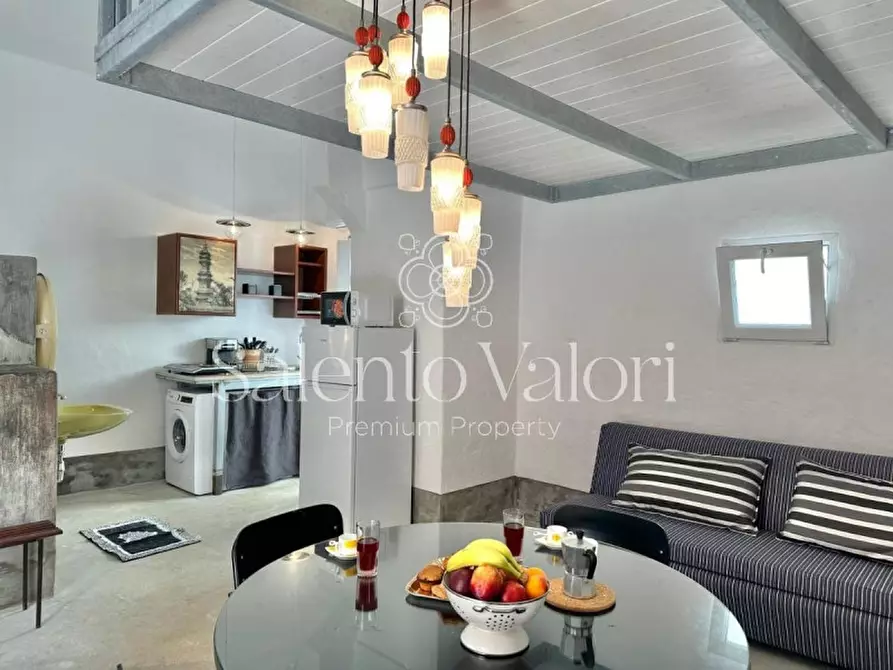 Immagine 1 di Casa indipendente in vendita  in Via Cavour Snc a Parabita