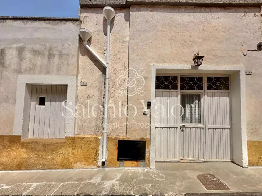 Immagine 31 di Casa indipendente in vendita  in Via Cavour Snc a Parabita