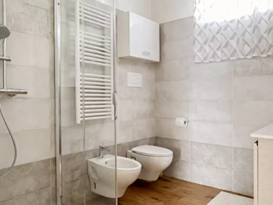 Immagine 9 di Casa quadrifamiliare in vendita  in Via Tiziano Vecellio a Rovolon