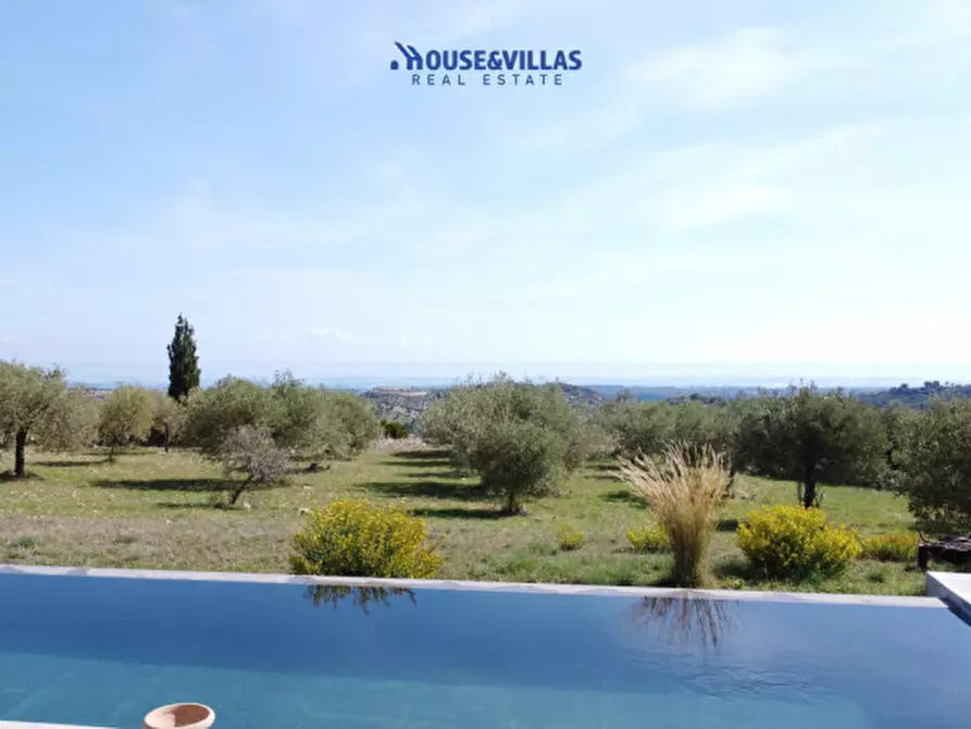 Immagine 3 di Villa in vendita  in Bochini a Noto