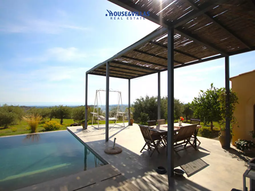 Immagine 19 di Villa in vendita  in Bochini a Noto