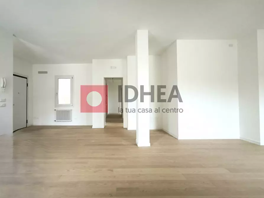 Immagine 2 di Appartamento in vendita  in VIALE LUZZATI a Treviso