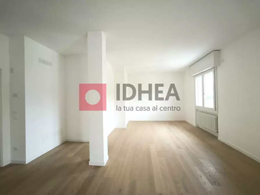Immagine 4 di Appartamento in vendita  in VIALE LUZZATI a Treviso