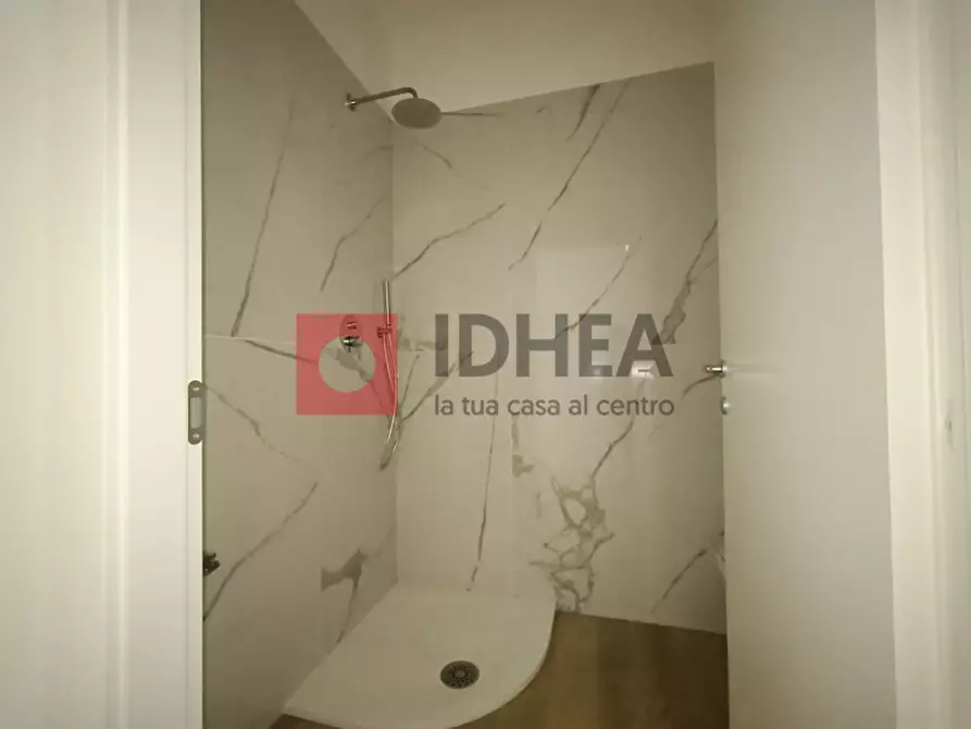 Immagine 14 di Appartamento in vendita  in VIALE LUZZATI a Treviso