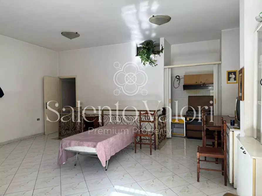 Immagine 29 di Casa indipendente in vendita  in Via Concordia a Casarano