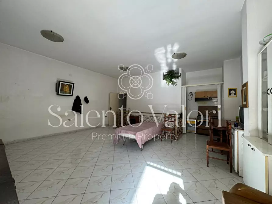 Immagine 30 di Casa indipendente in vendita  in Via Concordia a Casarano