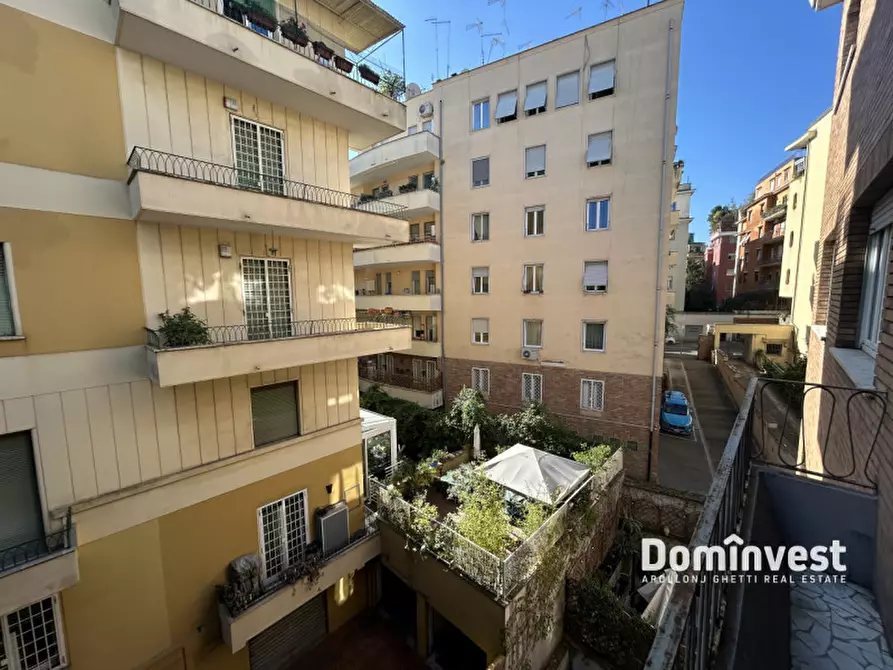 Immagine 14 di Camera in affitto  in Largo Forano a Roma