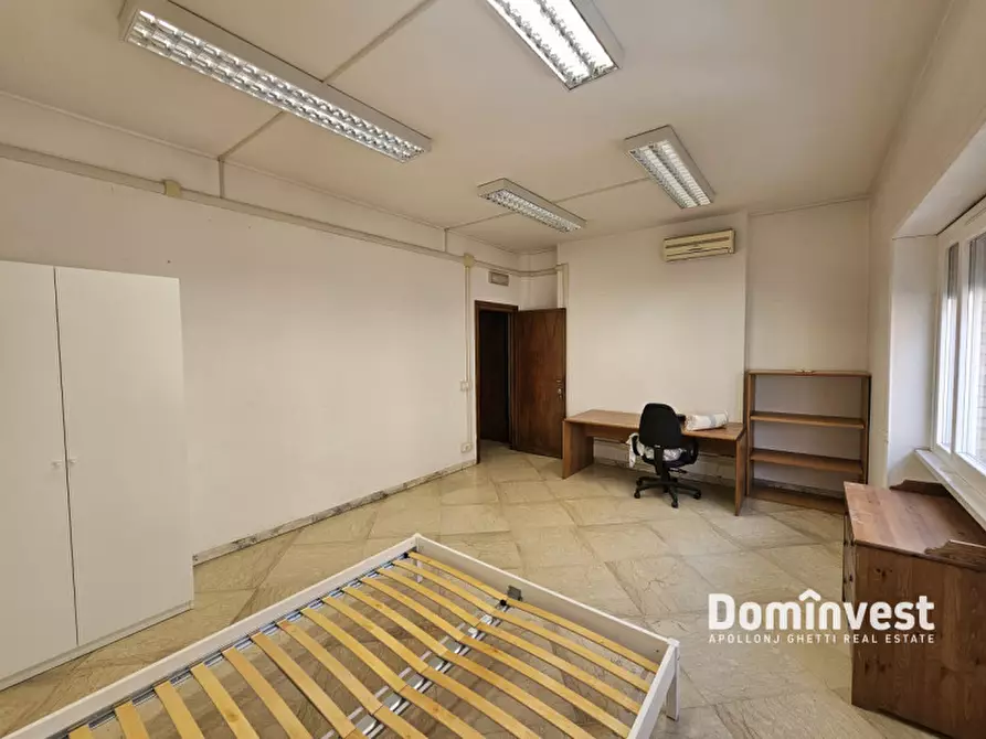 Immagine 19 di Camera in affitto  in Largo Forano a Roma