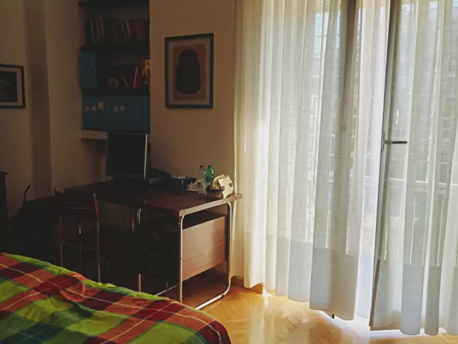 Immagine 3 di Camera in affitto  in via mattia battistini a Roma